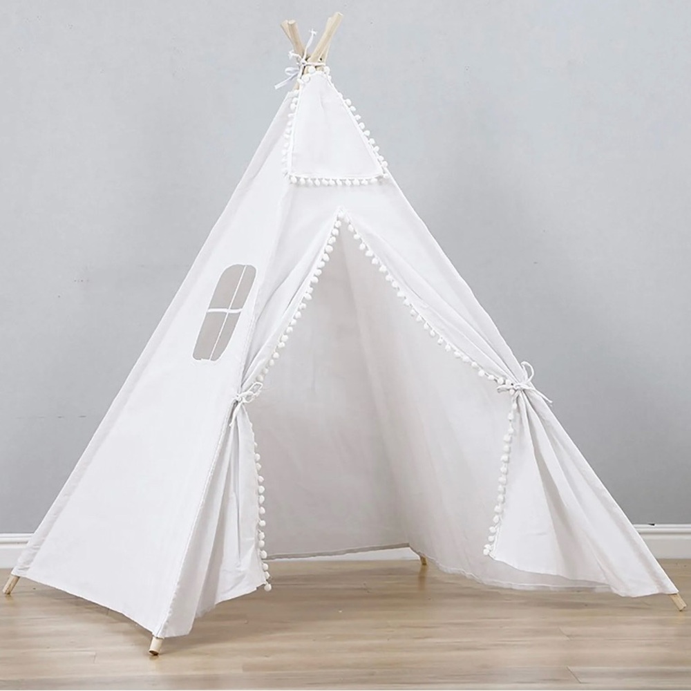 Adorable canvas kids teepee tent with carrying bag.